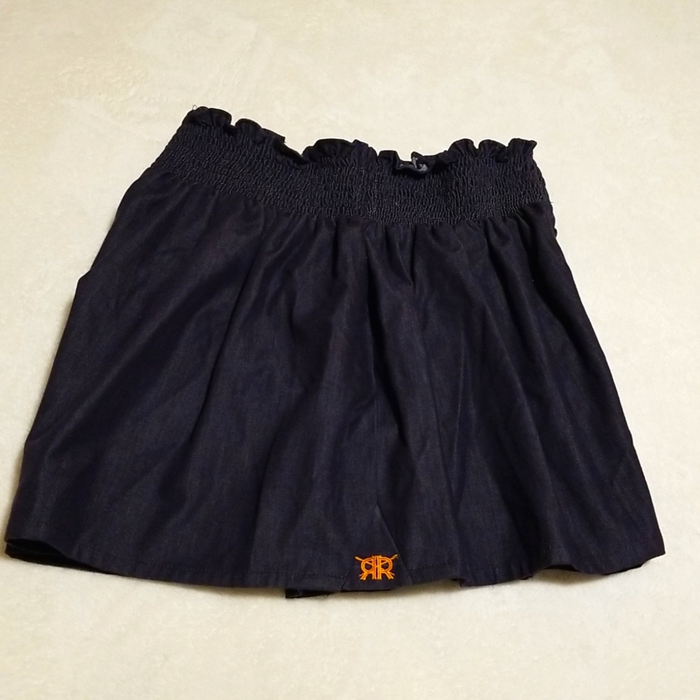 Double R brand shorts - Picture 4 of 8